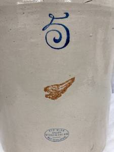 lot 203A image: Three Vintage Red Wing Pottery Crocks