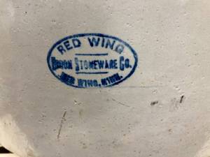 lot 202 image: Large Red Wing Stoneware Crock