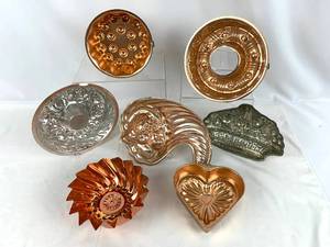 lot 76 image: A Collection of Vintage Molds