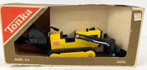 lot 237 image: Vintage Tonka Trencher #2534, New in Box
