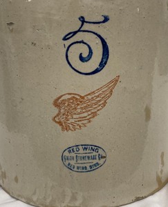 lot 157 image: Large Red Wing Jug 5