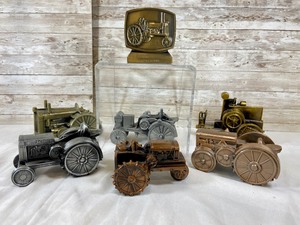 lot 302 image: 7 John Deere Community Credit Union Bank Tractors- 1980 First Edition & 1990s