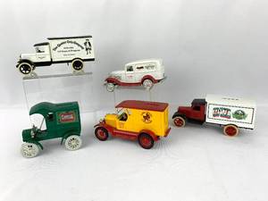 lot 335 image: A Selection of 5 Vintage Die-Cast Vehicle Replica Coin Banks - some limited editions
