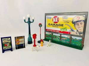 lot 344 image: A Selection of Hallmark Kiddie Car Classic Road Signs - Original Boxes - Like New