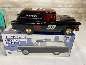 lot 289 image: 4 Vintage Die Cast Collector Cars- Coca-Cola, Nascar, Porsche, Chevrolet Delivery