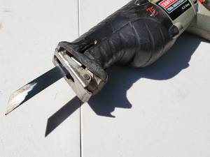 lot 12 image: Craftsman Reciprocating Saw
