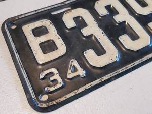 lot 34 image: Original 1934 License Plates