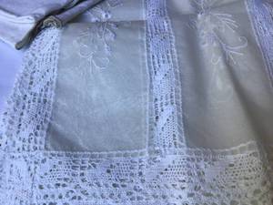 4 Linen Tablecloths