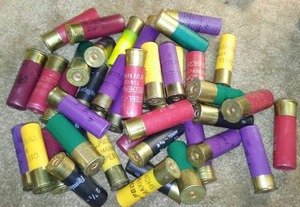 lot 46 image: 12 and 20 Gauge Misc. Shotgun shells.