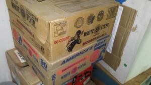 lot 77 image: Clay Targets. 1.5 boxes.