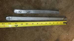 lot 119 image: Lead Bars (2)