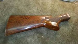 lot 139 image: Gorgeous Gun stock