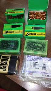 lot 244 image: 6mm bullet tips for reloading.