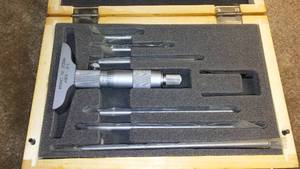 lot 444 image: Depth micrometer