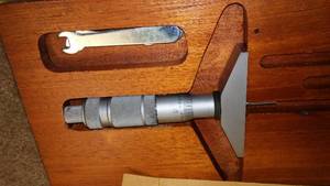 lot 453 image: Micrometer depth gage