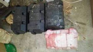 lot 285 image: 4 battery boxes and batteries