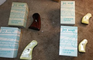 lot 468 image: Jay Scott custom made gun grips. Fabulous