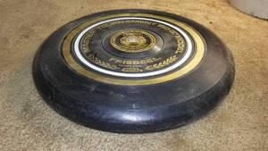 lot 472 image: Authentic Wham-o Frisbee 1506. Master Tournament w serial #
