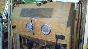 lot 493 image: Sand blasting case