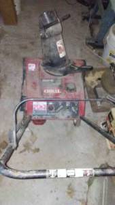 lot 503 image: Toro Snowblower Model CCR 1000 3 hp.