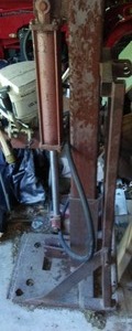 lot 504 image: 3 point hitch hydraulic Log Splitter
