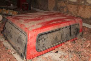 lot 623 image: Truck Bed Topper