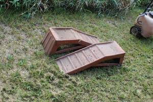 lot 616 image: Lot of (2) Metal Car Ramps