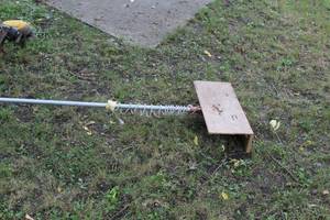 lot 636 image: Roof Rake (home-made)