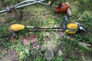 lot 638 image: American Gardener YardStick 24VDC Cordless Line TrimmerEdger