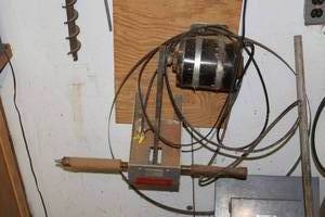 lot 656 image: Acme Machine Company Wall-Mount Sander