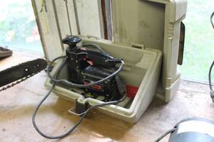 lot 666 image: Sears 315.1072 58 Stroke Scroller Saw Variable Speed  with Plastic Case
