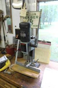 lot 670 image: Delta 14-650 Hollow Chisel Mortiser  with Instruction Manual