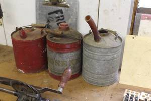 lot 673 image: Lot of (3) 3 Metal Gas Cans