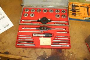 lot 731 image: Tap & Die Set  with Plastic Case