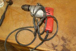 lot 727 image: Milwaukee  02280-1 38 Drill