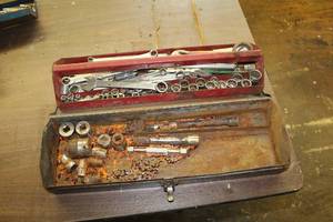 lot 738 image: Metal Tool Box  with Tool Tray, Sockets, Wrenches