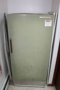 lot 754 image: General Electric Refrigerator Freezer