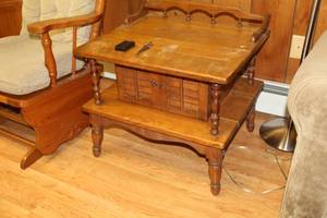 lot 763 image: Wood End Table
