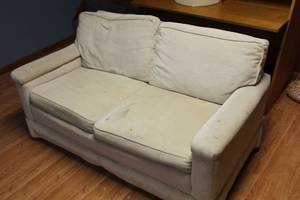 lot 767 image: Love Seat