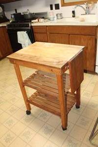 lot 802 image: Wood Serving Cart 3-tier  with Cutting Board