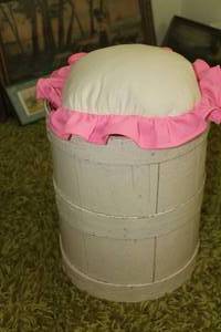 lot 856 image: Wood Barrel Table  with Pillow