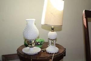 lot 849 image: Lot of (5) Home Dcor  - Milk Glass Table Lamps (x2), Coffee Cups (x2), Vase
