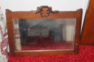 lot 844 image: Vintage Wood Framed Wall Mirror