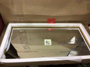 Medium Rectangle Brass Modern Mirror (36 in. H x 18 in. W) Customer Returns See Pictures