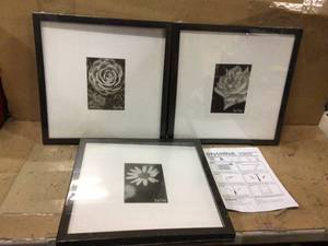 StyleWell Black Frame with White Matte Gallery Wall Picture Frames (Set of 4) Customer Returns See Pictures