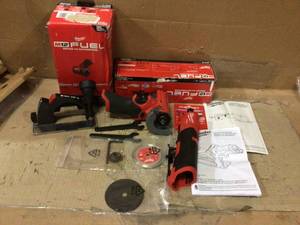 MIX LOT OF MILWAUKEE TOOLS Customer Returns See Pictures