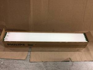 PHILLIPS TUBES LIGHTS Customer Returns See Pictures