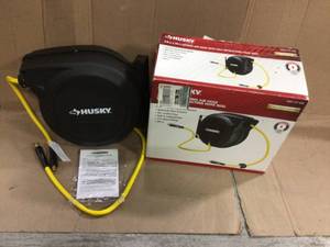 Husky 38 in. x 50 ft. Hybrid Retractable Hose Reel Customer Returns See Pictures
