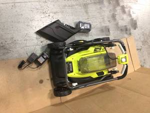 Ryobi Push Lawn Mower   Customer Returns See Pictures