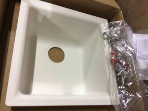 lot 38 image: Quartz Classic White Quartz 15.75 in. Single Bowl Drop-InUndermount Kitchen Sink Customer Returns See Pictures